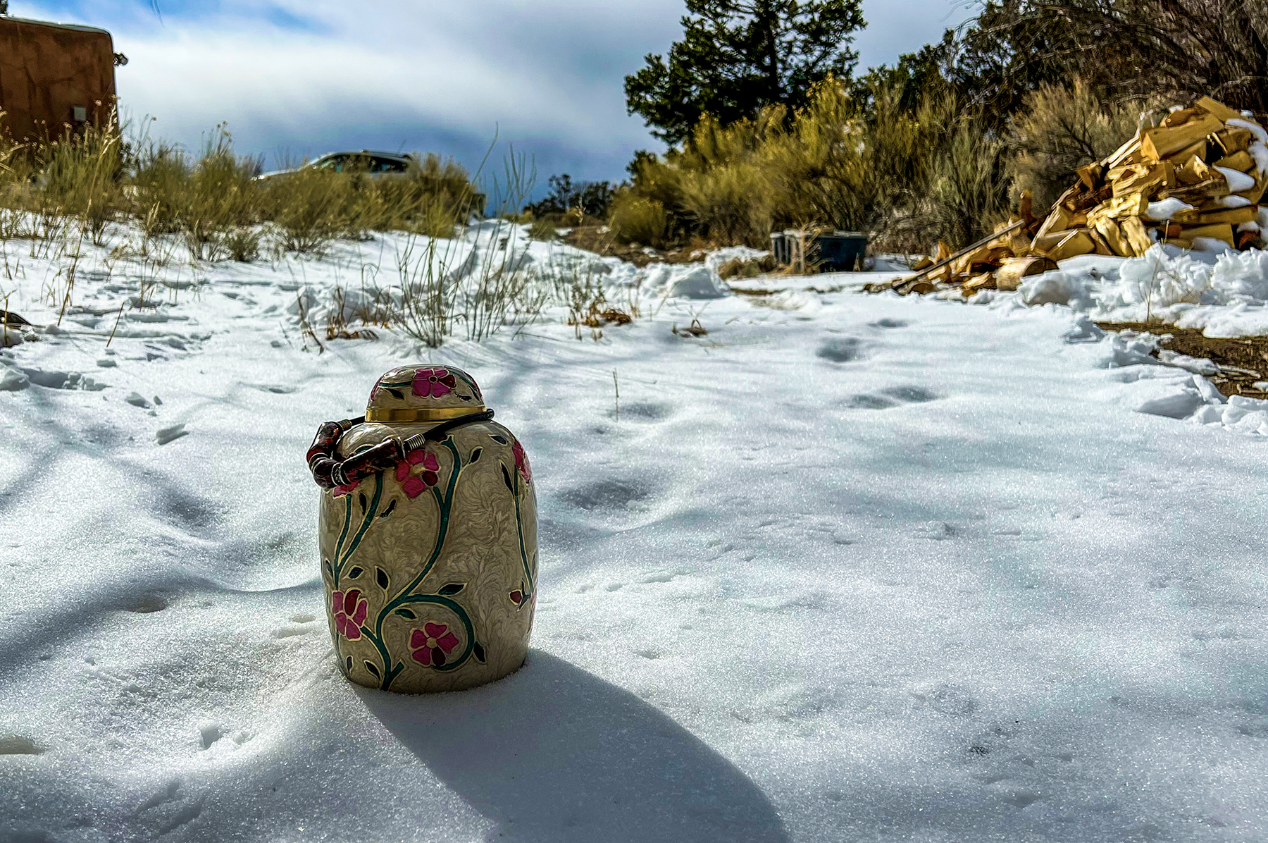 burial urn in snow